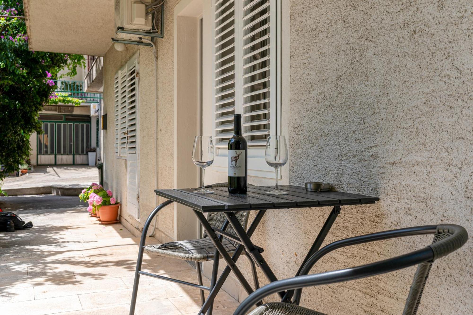 מאקרסקה Apartman Biljana מראה חיצוני תמונה