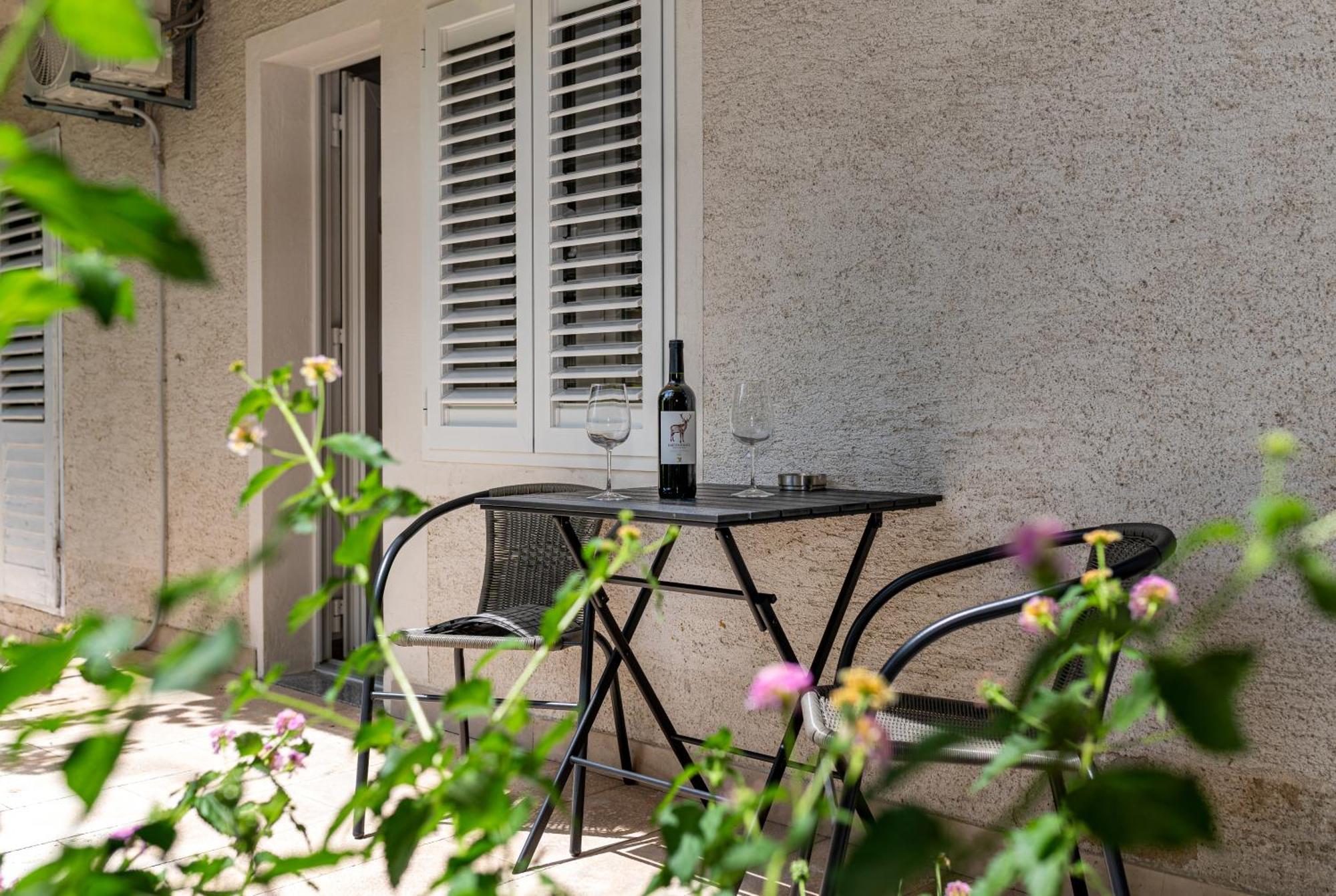 מאקרסקה Apartman Biljana מראה חיצוני תמונה