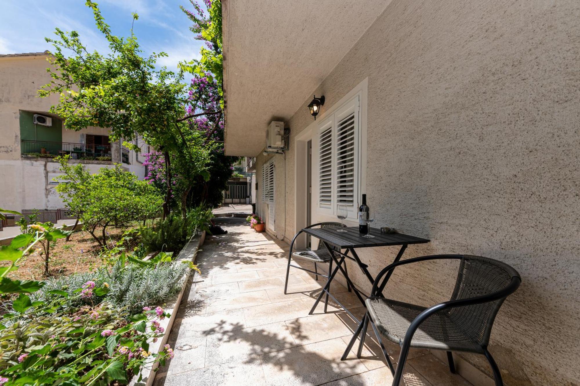 מאקרסקה Apartman Biljana מראה חיצוני תמונה