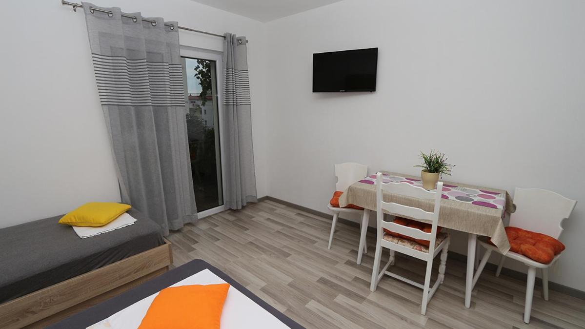 מאקרסקה Apartman Biljana מראה חיצוני תמונה